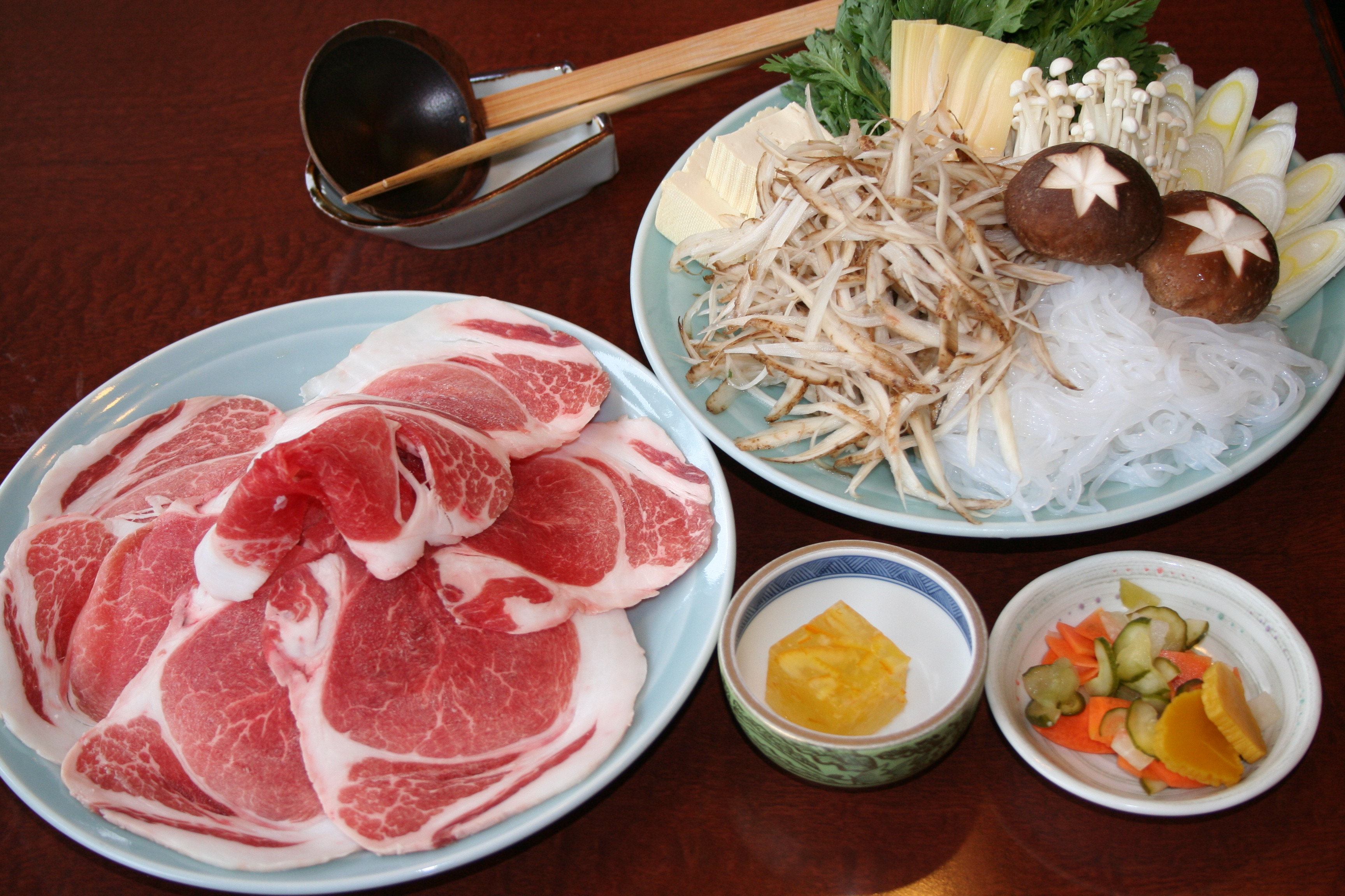 いのしし鍋を始めました